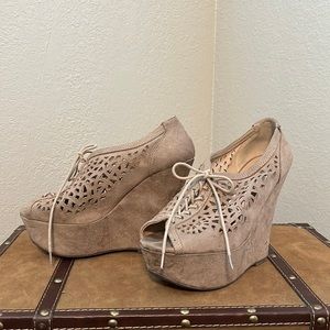 Suede wedges